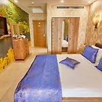 Ardey Hotel 2*